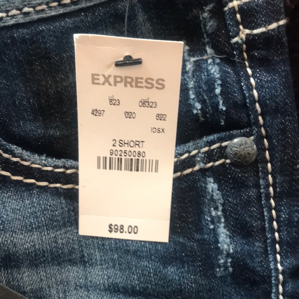Sexy looking Rerock for Express Jeans!